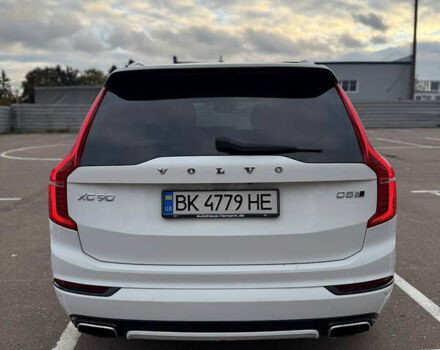 Вольво ХС90 2017 в Ровно на Automoto.ua Белый Вольво ХС90, объемом двигателя 2 л и пробегом 267 тыс. км за 41000 $, фото 6 на Automoto.ua