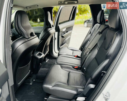 Белый Вольво ХС90, объемом двигателя 2 л и пробегом 395 тыс. км за 21999 $, фото 33 на Automoto.ua