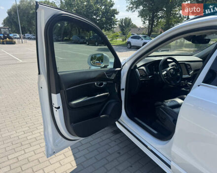 Белый Вольво ХС90, объемом двигателя 2 л и пробегом 120 тыс. км за 26500 $, фото 24 на Automoto.ua