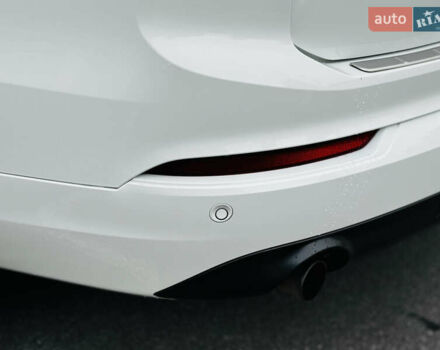 Белый Вольво ХС90, объемом двигателя 2 л и пробегом 395 тыс. км за 21999 $, фото 17 на Automoto.ua