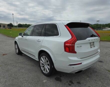 Белый Вольво ХС90, объемом двигателя 2 л и пробегом 69 тыс. км за 15000 $, фото 3 на Automoto.ua