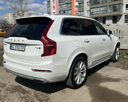 Белый Вольво ХС90, объемом двигателя 1.97 л и пробегом 108 тыс. км за 28400 $, фото 1 на Automoto.ua