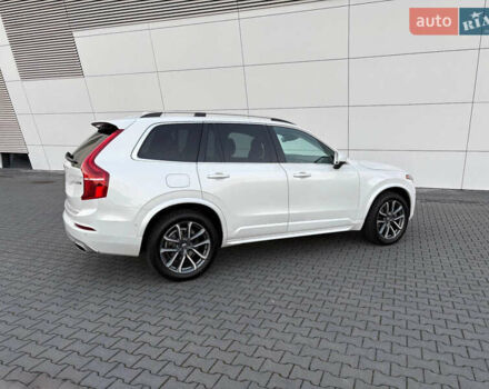 Белый Вольво ХС90, объемом двигателя 1.97 л и пробегом 133 тыс. км за 30500 $, фото 4 на Automoto.ua