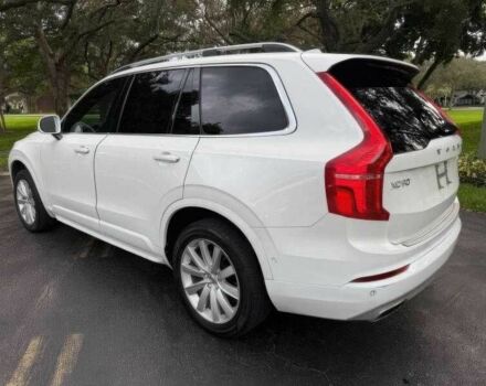 Белый Вольво ХС90, объемом двигателя 2 л и пробегом 89 тыс. км за 9900 $, фото 5 на Automoto.ua