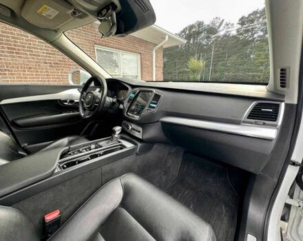 Білий Вольво ХС90, об'ємом двигуна 2 л та пробігом 45 тис. км за 7600 $, фото 9 на Automoto.ua