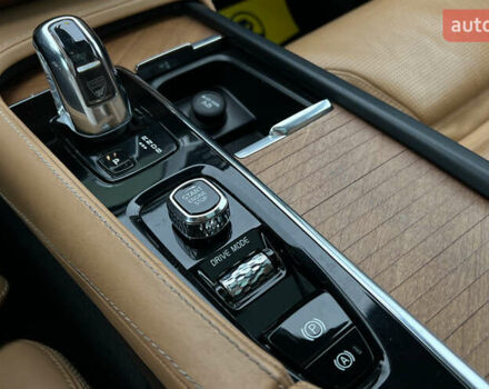 Белый Вольво ХС90, объемом двигателя 2 л и пробегом 140 тыс. км за 43500 $, фото 18 на Automoto.ua