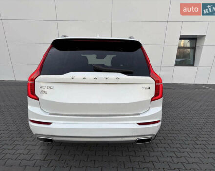 Белый Вольво ХС90, объемом двигателя 1.97 л и пробегом 133 тыс. км за 30500 $, фото 5 на Automoto.ua