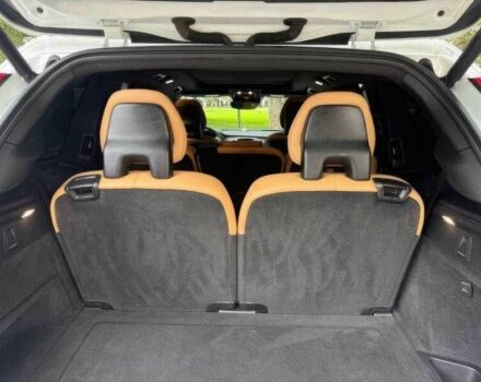 Белый Вольво ХС90, объемом двигателя 2 л и пробегом 89 тыс. км за 9900 $, фото 11 на Automoto.ua