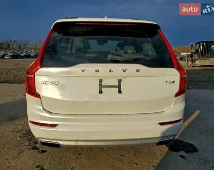 Белый Вольво ХС90, объемом двигателя 1.97 л и пробегом 159 тыс. км за 8100 $, фото 5 на Automoto.ua