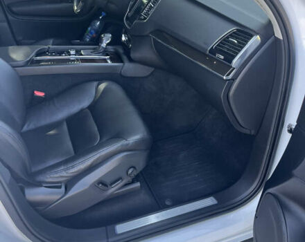 Белый Вольво ХС90, объемом двигателя 1.97 л и пробегом 69 тыс. км за 39000 $, фото 13 на Automoto.ua