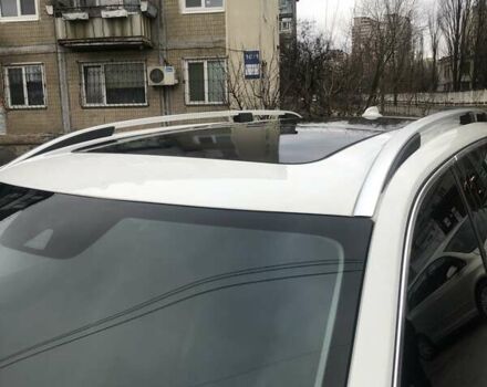 Белый Вольво ХС90, объемом двигателя 1.97 л и пробегом 146 тыс. км за 31299 $, фото 2 на Automoto.ua