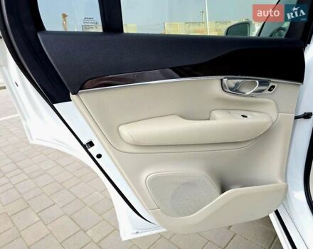 Белый Вольво ХС90, объемом двигателя 1.97 л и пробегом 176 тыс. км за 33950 $, фото 60 на Automoto.ua