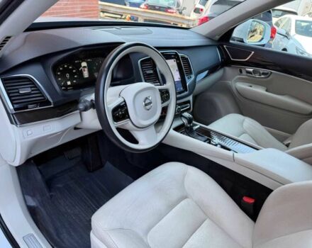 Белый Вольво ХС90, объемом двигателя 2 л и пробегом 42 тыс. км за 7600 $, фото 11 на Automoto.ua