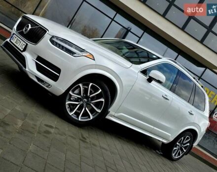 Белый Вольво ХС90, объемом двигателя 1.97 л и пробегом 176 тыс. км за 33950 $, фото 10 на Automoto.ua