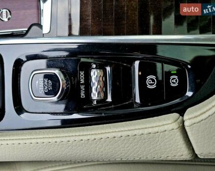 Белый Вольво ХС90, объемом двигателя 1.97 л и пробегом 176 тыс. км за 33950 $, фото 80 на Automoto.ua