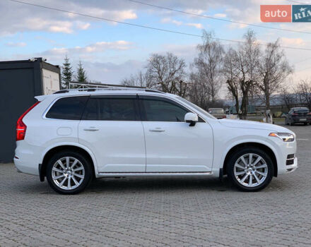 Белый Вольво ХС90, объемом двигателя 1.97 л и пробегом 145 тыс. км за 35000 $, фото 3 на Automoto.ua