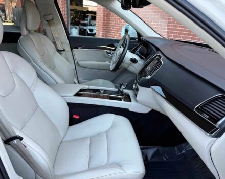 Белый Вольво ХС90, объемом двигателя 2 л и пробегом 42 тыс. км за 7600 $, фото 8 на Automoto.ua