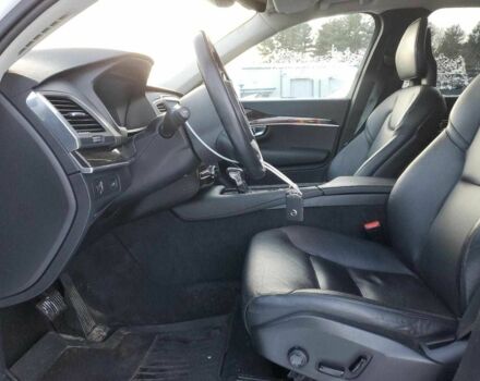 Белый Вольво ХС90, объемом двигателя 2 л и пробегом 82 тыс. км за 9500 $, фото 6 на Automoto.ua