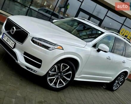 Белый Вольво ХС90, объемом двигателя 1.97 л и пробегом 176 тыс. км за 33950 $, фото 3 на Automoto.ua