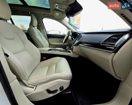 Белый Вольво ХС90, объемом двигателя 1.97 л и пробегом 176 тыс. км за 33950 $, фото 40 на Automoto.ua