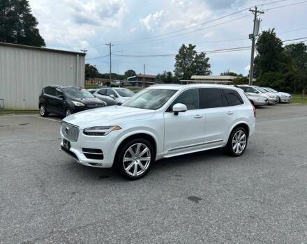 Белый Вольво ХС90, объемом двигателя 2 л и пробегом 37 тыс. км за 13500 $, фото 2 на Automoto.ua