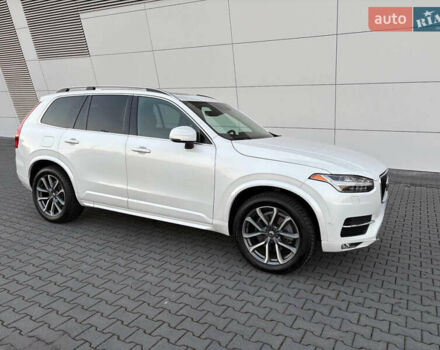 Белый Вольво ХС90, объемом двигателя 1.97 л и пробегом 133 тыс. км за 30500 $, фото 2 на Automoto.ua