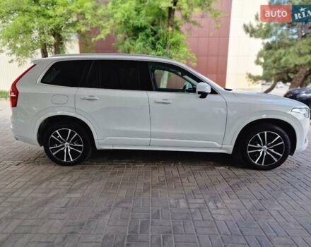 Білий Вольво ХС90, об'ємом двигуна 1.97 л та пробігом 80 тис. км за 31500 $, фото 4 на Automoto.ua