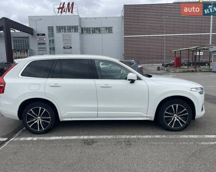 Белый Вольво ХС90, объемом двигателя 1.97 л и пробегом 178 тыс. км за 40500 $, фото 1 на Automoto.ua