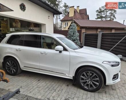 Білий Вольво ХС90, об'ємом двигуна 1.97 л та пробігом 105 тис. км за 41555 $, фото 5 на Automoto.ua