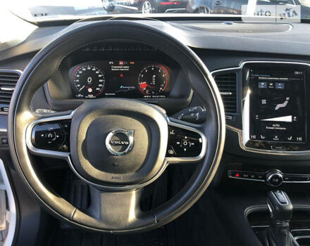 Белый Вольво ХС90, объемом двигателя 2 л и пробегом 33 тыс. км за 39900 $, фото 16 на Automoto.ua