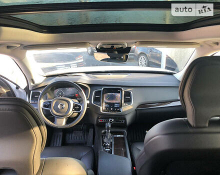 Белый Вольво ХС90, объемом двигателя 2 л и пробегом 33 тыс. км за 39900 $, фото 31 на Automoto.ua