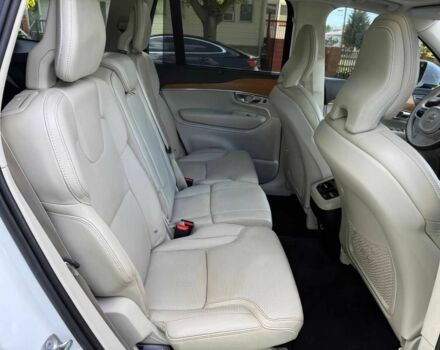 Вольво ХС90 2019 в Киеве на Automoto.ua Белый Вольво ХС90, объемом двигателя 2 л и пробегом 47 тыс. км за 14000 $, фото 13 на Automoto.ua