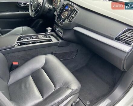 Білий Вольво ХС90, об'ємом двигуна 1.97 л та пробігом 305 тис. км за 31000 $, фото 19 на Automoto.ua