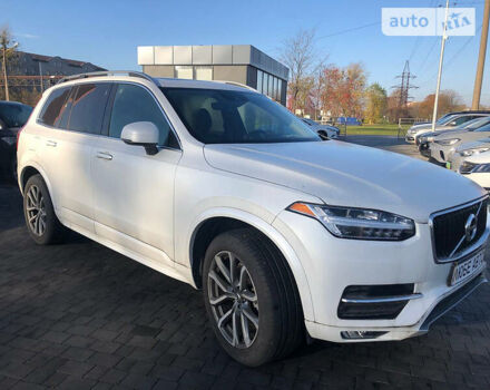 Белый Вольво ХС90, объемом двигателя 2 л и пробегом 33 тыс. км за 39900 $, фото 3 на Automoto.ua