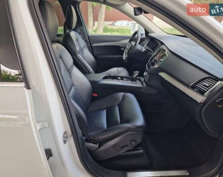 Білий Вольво ХС90, об'ємом двигуна 1.97 л та пробігом 80 тис. км за 31500 $, фото 16 на Automoto.ua