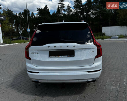 Вольво ХС90 2019 в Киеве на Automoto.ua Белый Вольво ХС90, объемом двигателя 2 л и пробегом 50 тыс. км за 44900 $, фото 6 на Automoto.ua