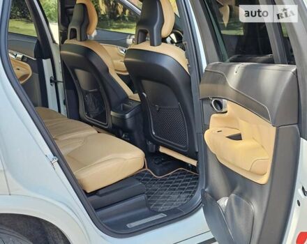 Белый Вольво ХС90, объемом двигателя 1.97 л и пробегом 180 тыс. км за 41500 $, фото 12 на Automoto.ua