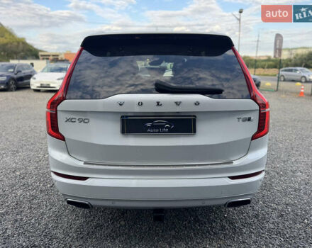 Білий Вольво ХС90, об'ємом двигуна 1.97 л та пробігом 30 тис. км за 35999 $, фото 4 на Automoto.ua