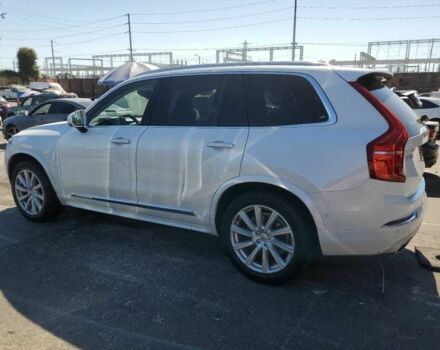 Белый Вольво ХС90, объемом двигателя 0 л и пробегом 118 тыс. км за 9500 $, фото 1 на Automoto.ua