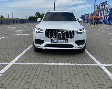 Белый Вольво ХС90, объемом двигателя 1.97 л и пробегом 142 тыс. км за 34500 $, фото 3 на Automoto.ua