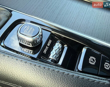 Вольво ХС90 2019 в Черновцах на Automoto.ua Белый Вольво ХС90, объемом двигателя 2 л и пробегом 132 тыс. км за 33300 $, фото 45 на Automoto.ua