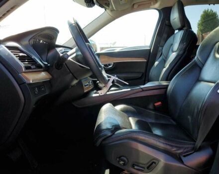 Белый Вольво ХС90, объемом двигателя 0 л и пробегом 118 тыс. км за 9500 $, фото 6 на Automoto.ua