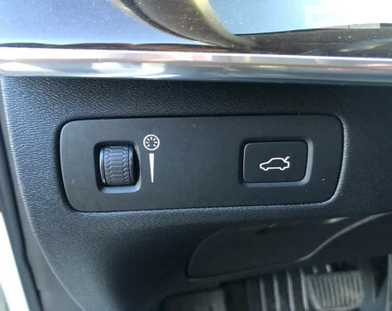 Белый Вольво ХС90, объемом двигателя 2 л и пробегом 33 тыс. км за 39900 $, фото 20 на Automoto.ua