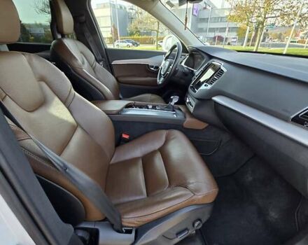 Белый Вольво ХС90, объемом двигателя 1.97 л и пробегом 151 тыс. км за 35500 $, фото 26 на Automoto.ua