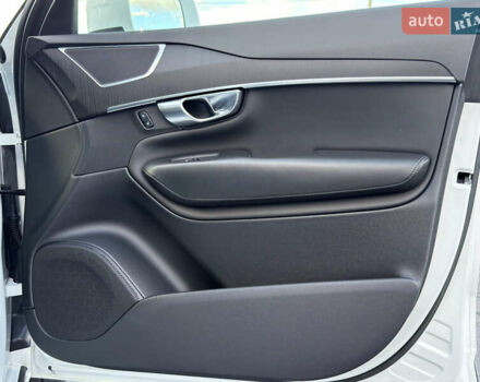 Вольво ХС90 2019 в Черновцах на Automoto.ua Белый Вольво ХС90, объемом двигателя 2 л и пробегом 132 тыс. км за 33300 $, фото 52 на Automoto.ua