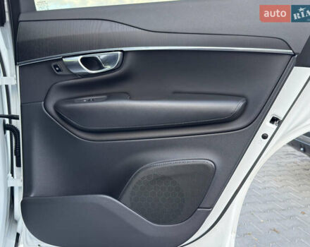 Вольво ХС90 2019 в Черновцах на Automoto.ua Белый Вольво ХС90, объемом двигателя 2 л и пробегом 132 тыс. км за 33300 $, фото 53 на Automoto.ua