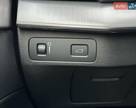 Белый Вольво ХС90, объемом двигателя 1.97 л и пробегом 153 тыс. км за 29999 $, фото 25 на Automoto.ua