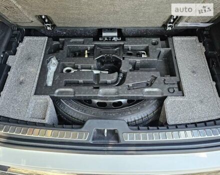 Белый Вольво ХС90, объемом двигателя 1.97 л и пробегом 180 тыс. км за 41500 $, фото 56 на Automoto.ua