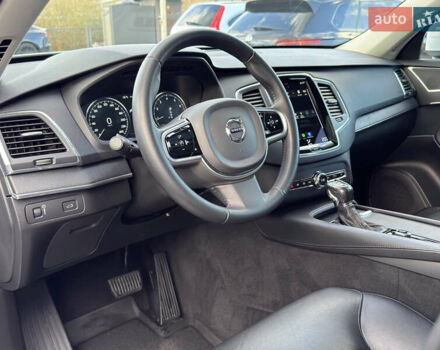 Вольво ХС90 2019 в Черновцах на Automoto.ua Белый Вольво ХС90, объемом двигателя 2 л и пробегом 132 тыс. км за 33300 $, фото 8 на Automoto.ua