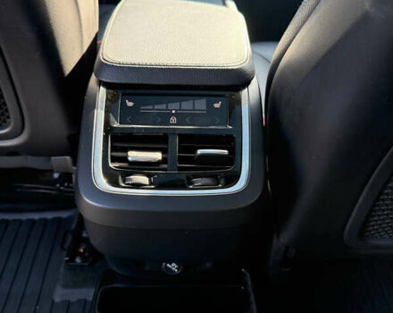 Вольво ХС90 2019 в Киеве на Automoto.ua Белый Вольво ХС90, объемом двигателя 1.97 л и пробегом 137 тыс. км за 34000 $, фото 15 на Automoto.ua